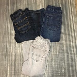 Lot of 2t 3 pairs of boy jeans grey and Darkwash